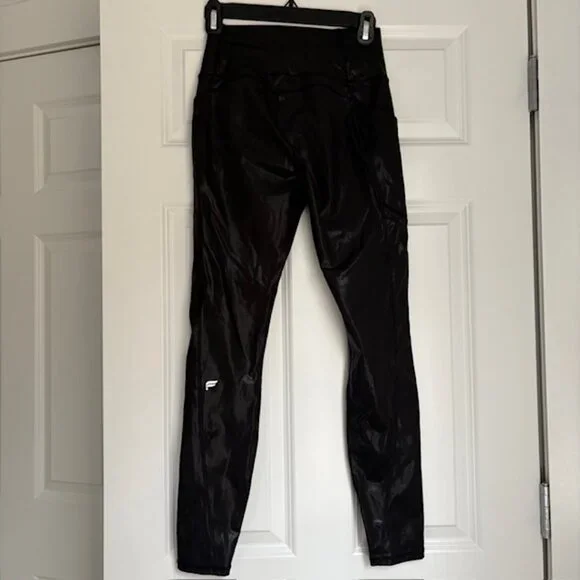 Fabletics Anywhere Motion365+ Shine High-Waisted Legging - Picture 3 of 4
